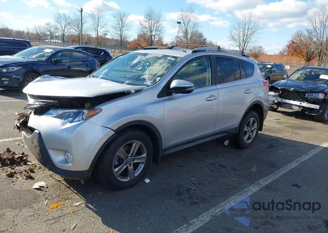 2015 Toyota Rav4 Xle from USA, damaged, VIN JTMRFREV8FD170851